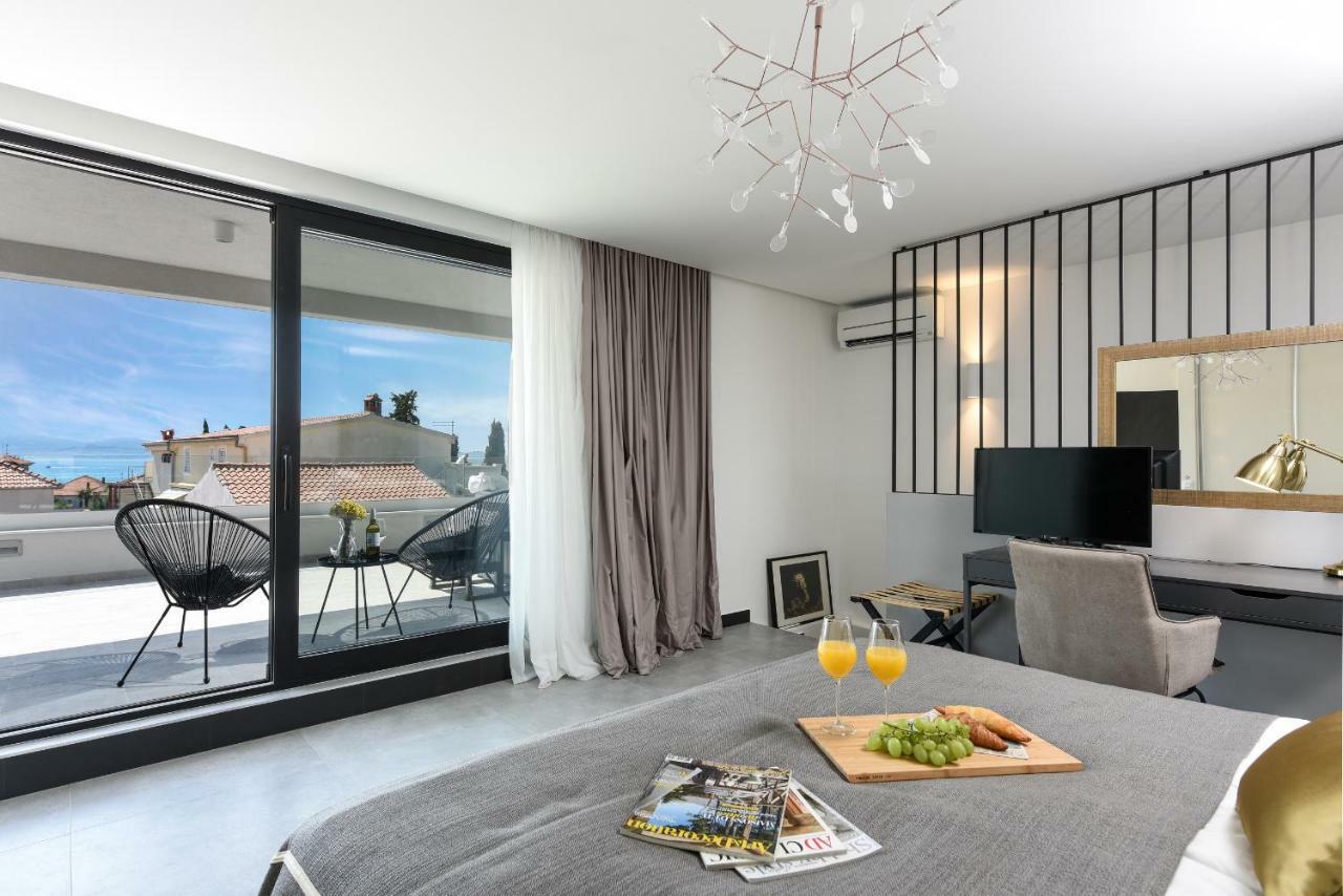 Omnia Villa